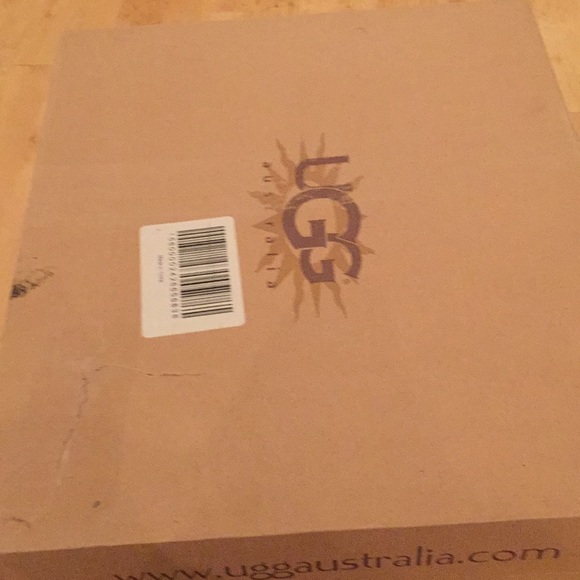 COPY - COPY - UGG Australia Empty Box For Various Sz - Picture 5 of 11